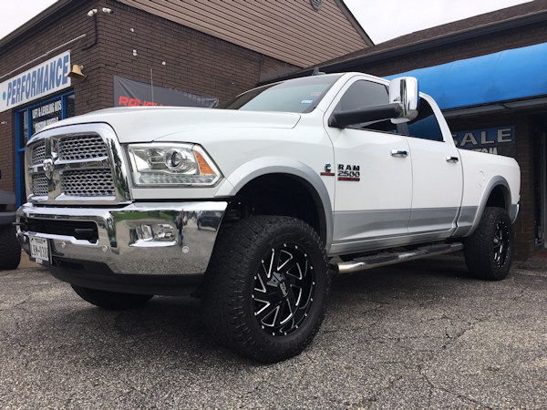 2016 Ram 2500 with Rough Country leveling kit and 20x9 Moto Metal MO988 wheels with 35 inch Toyo Open Country ATII tires 