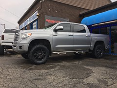 2017 Toyota Tundra with 3.5 inch Rough Country lift and 33 inch BF Goodrich All Terrain TA/KO2 tires